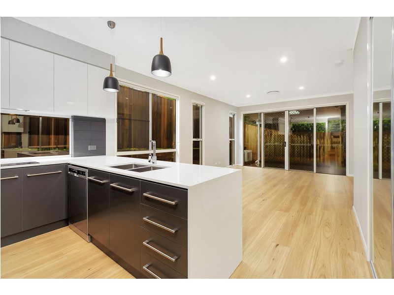 29 Hoey Street, Kearneys Spring QLD 4350
