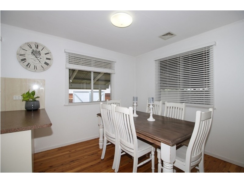 11 Dalgleish Street, South Toowoomba QLD 4350
