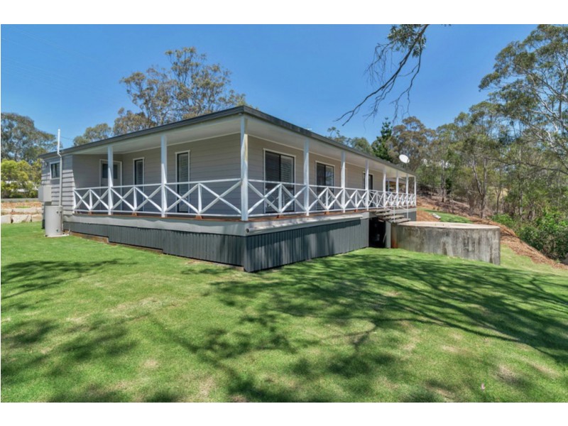 14 Vayro Road, Blue Mountain Heights QLD 4350