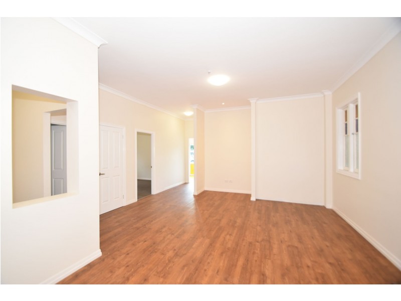 2 Wombyra Street, Newtown QLD 4350