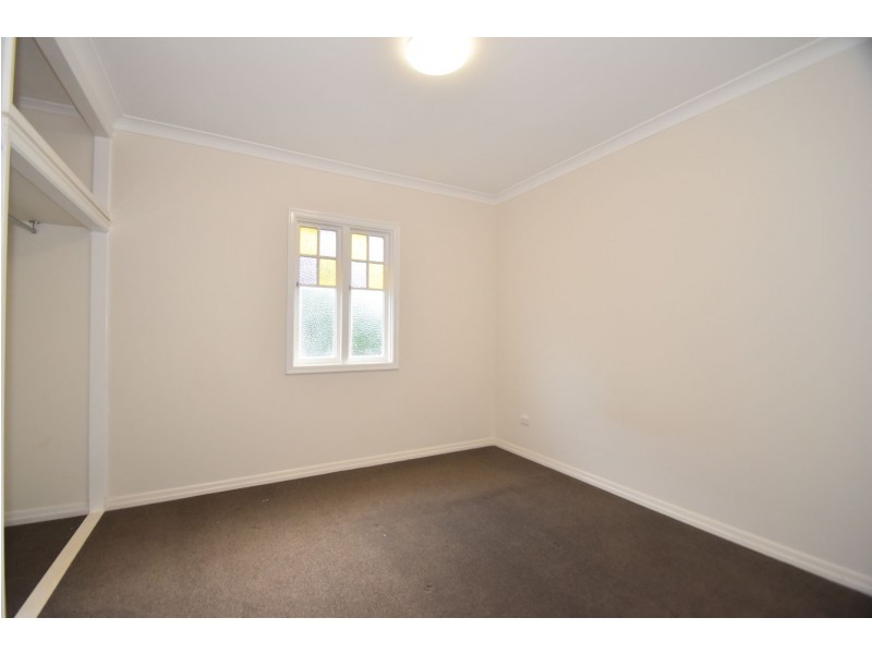 2 Wombyra Street, Newtown QLD 4350