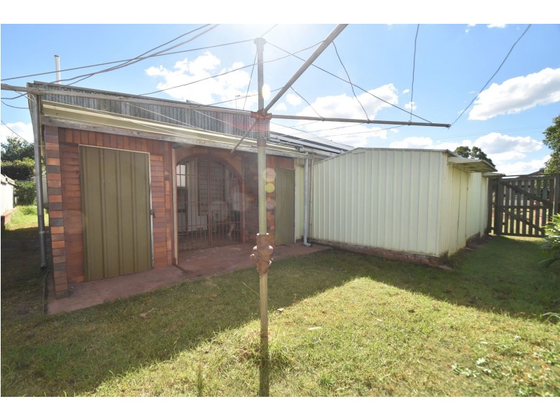 2 Wombyra Street, Newtown QLD 4350
