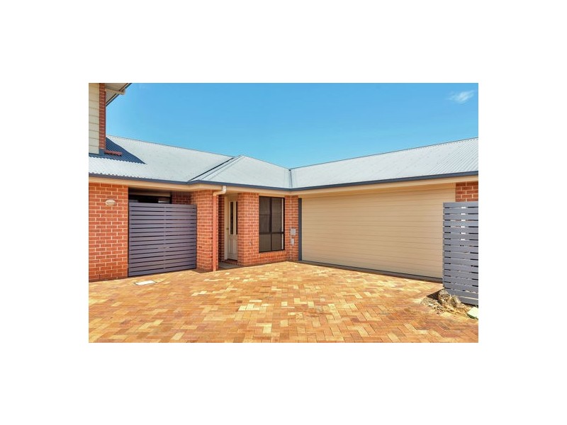 4/87 Kearney Street, Kearneys Spring QLD 4350