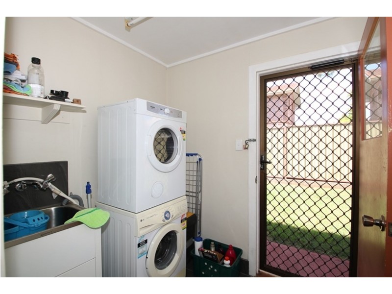 1/4 Brendanbri Street, Centenary Heights QLD 4350