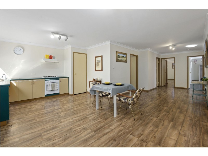 8 Gilbride Street, Greenmount QLD 4359