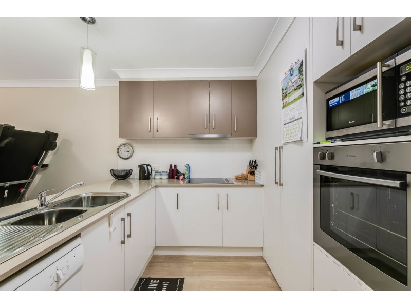 1/1 Esmond Street, Rockville QLD 4350