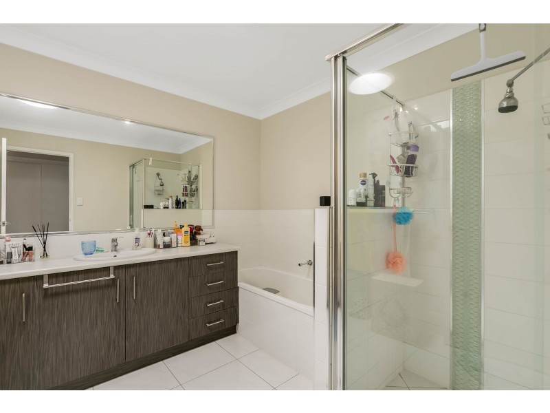 1/1 Esmond Street, Rockville QLD 4350