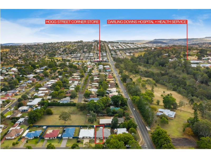 1/1 Esmond Street, Rockville QLD 4350