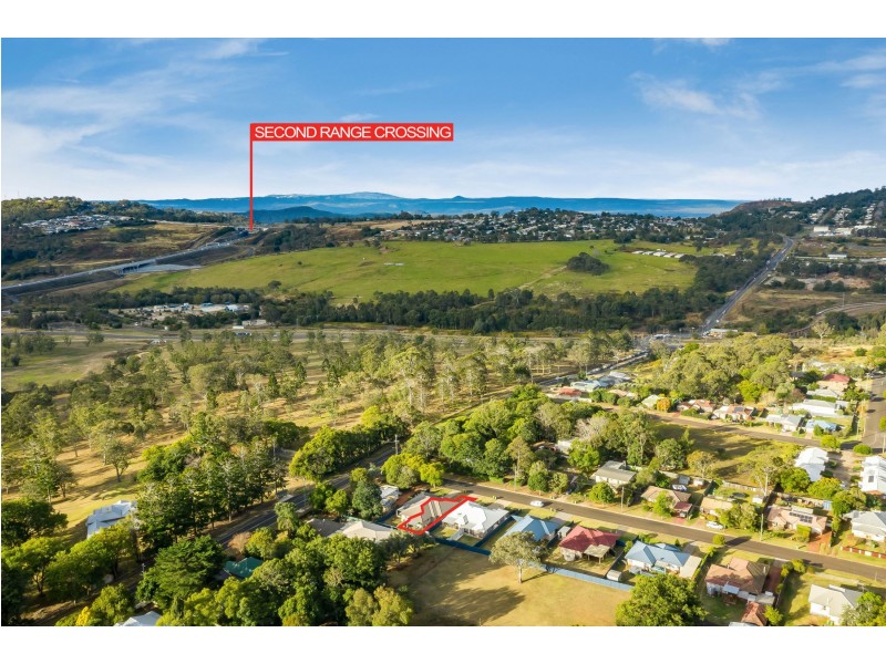 1/1 Esmond Street, Rockville QLD 4350