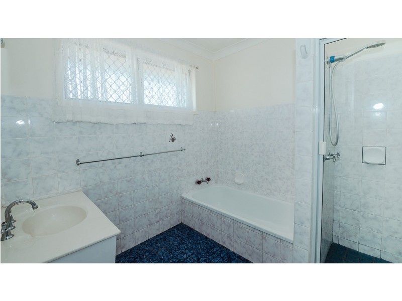 18 Barooga Court, Wilsonton Heights QLD 4350