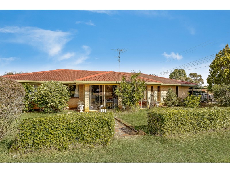 18 Barooga Court, Wilsonton Heights QLD 4350