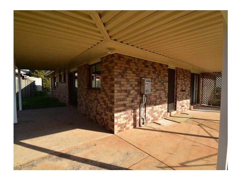 53 Brigalow Street, Newtown QLD 4350