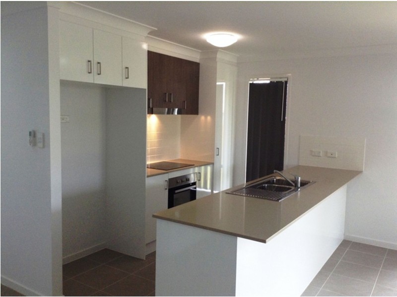 14 Esmeralda St, Cambooya QLD 4358