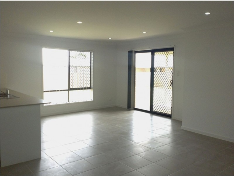 14 Esmeralda St, Cambooya QLD 4358