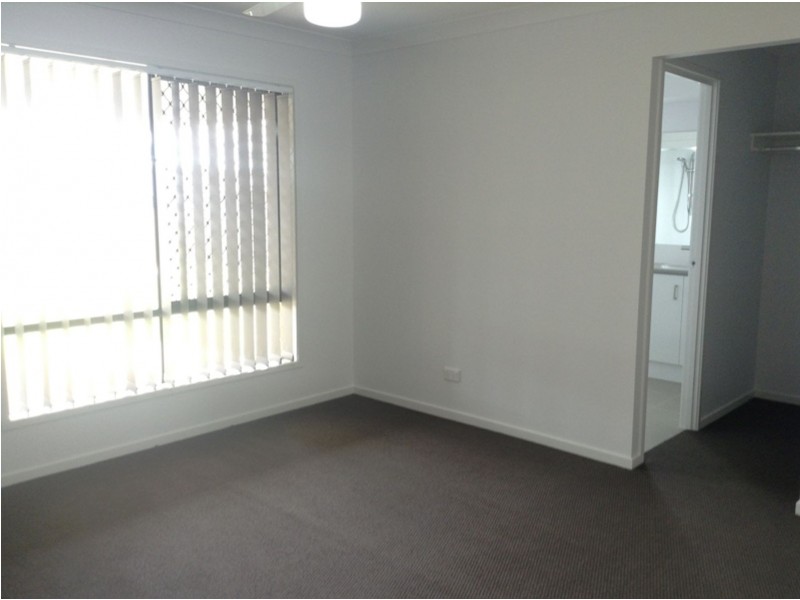 14 Esmeralda St, Cambooya QLD 4358