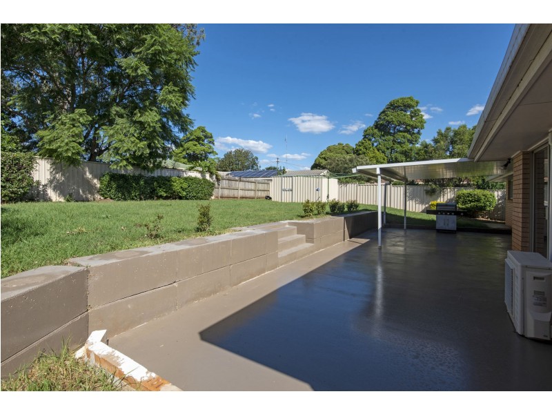 38 Jimbour Drive, Newtown QLD 4350