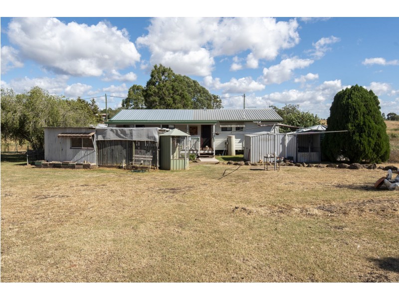 16 Felton Street, Greenmount QLD 4359