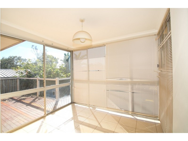 2 Raelyn Street, Centenary Heights QLD 4350