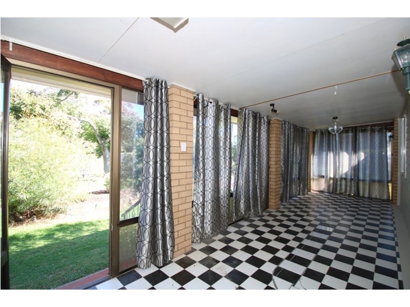 2 Raelyn Street, Centenary Heights QLD 4350