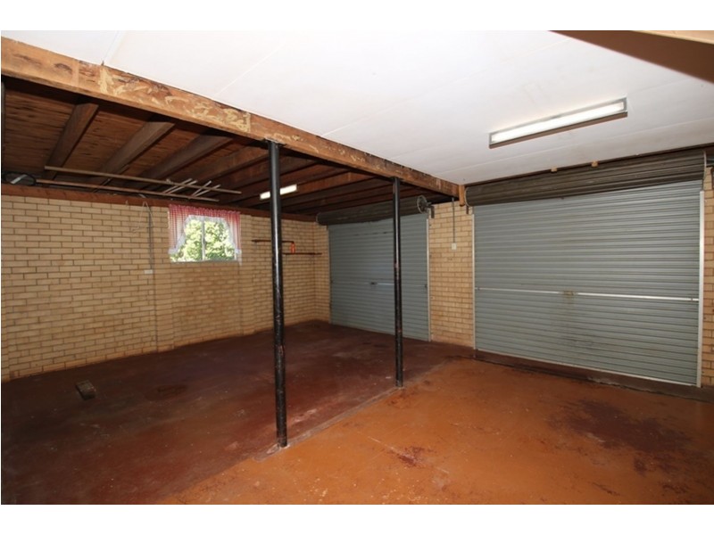 2 Raelyn Street, Centenary Heights QLD 4350