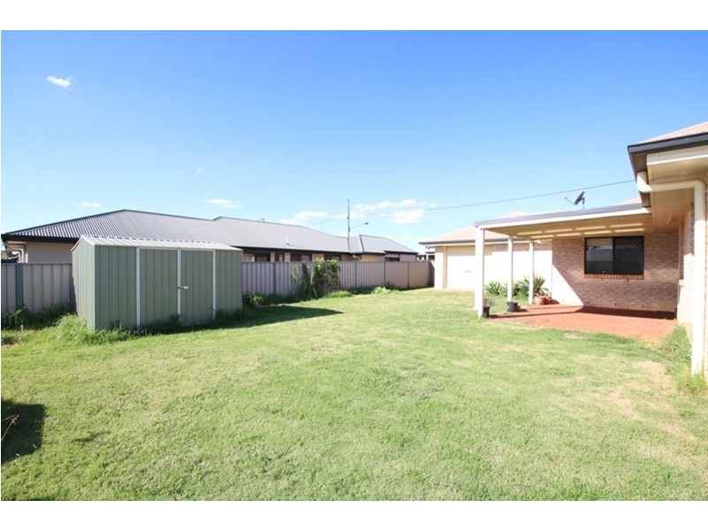 539 Hume Street, Kearneys Spring QLD 4350