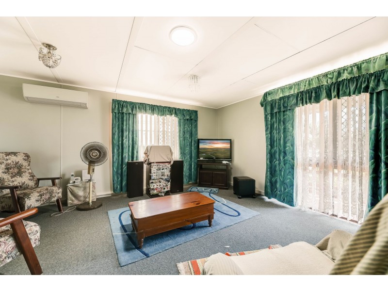 43 Paull Street, Wilsonton QLD 4350
