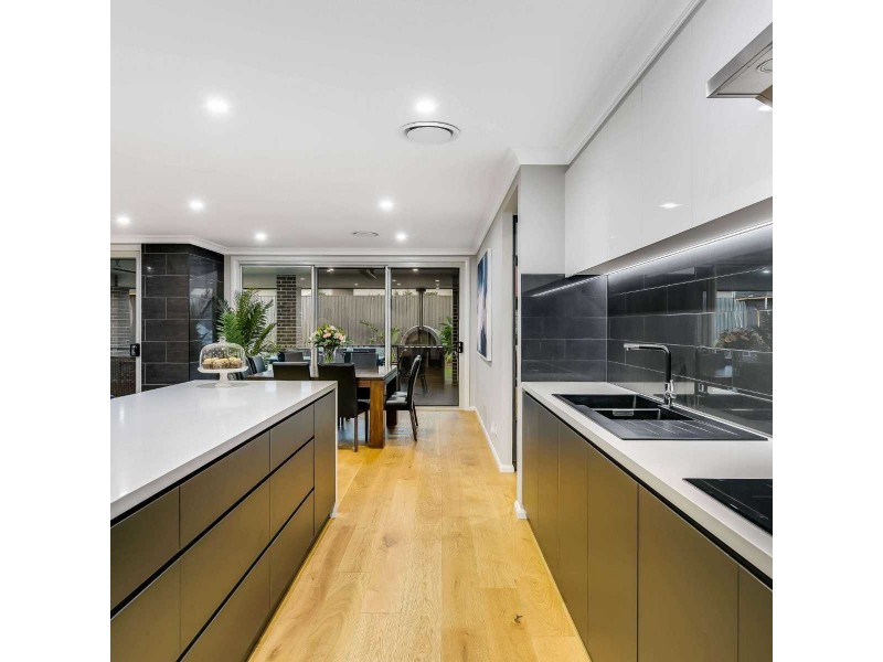 Middle Ridge QLD 4350