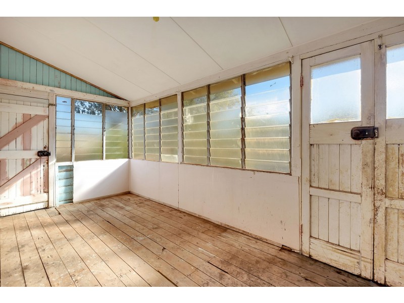 16 King Street, Greenmount QLD 4359