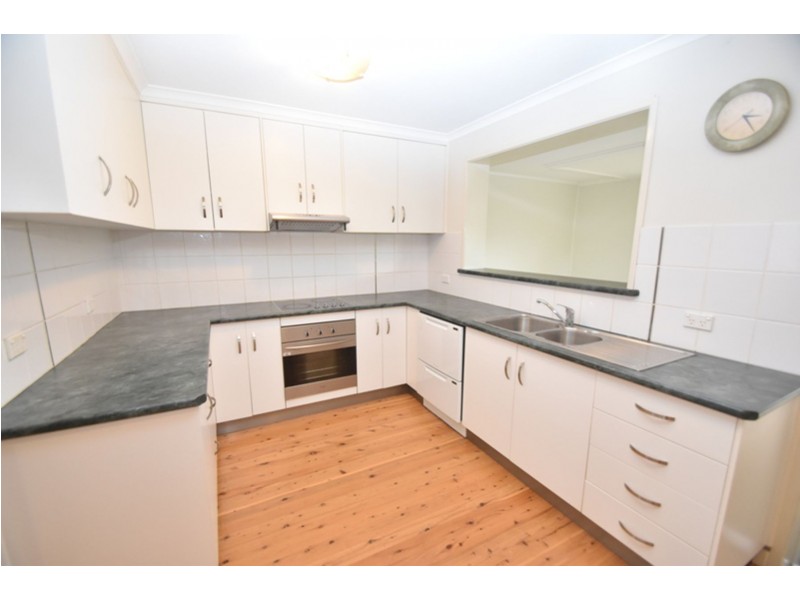 25 Batterbee Street, Rangeville QLD 4350