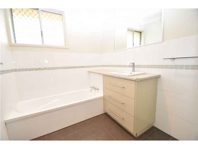 25 Batterbee Street, Rangeville QLD 4350