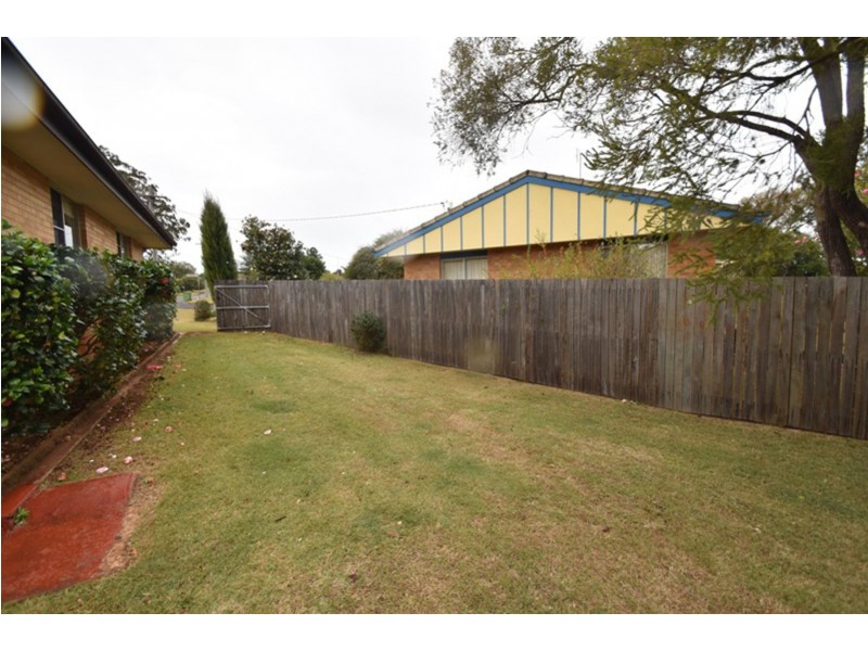 25 Batterbee Street, Rangeville QLD 4350