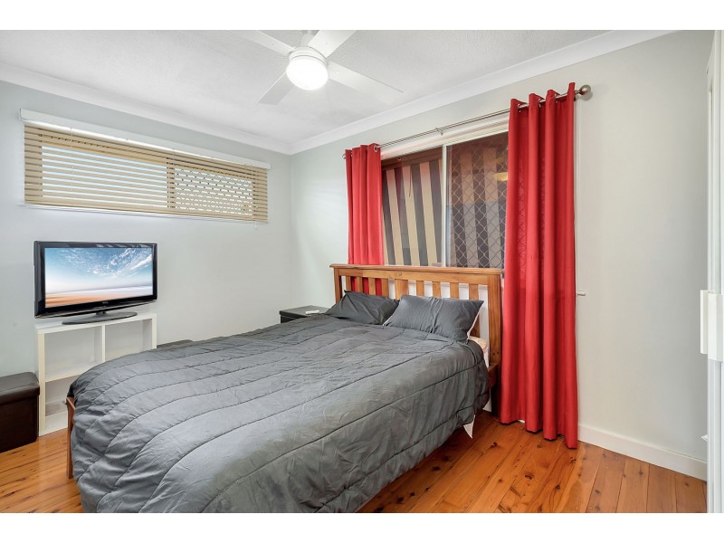 12 Berghofer Street, Rockville QLD 4350