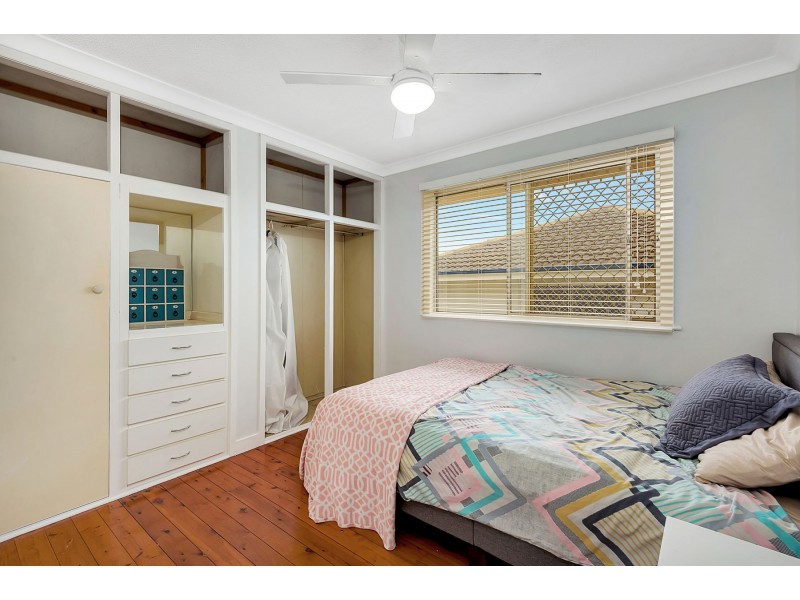 12 Berghofer Street, Rockville QLD 4350