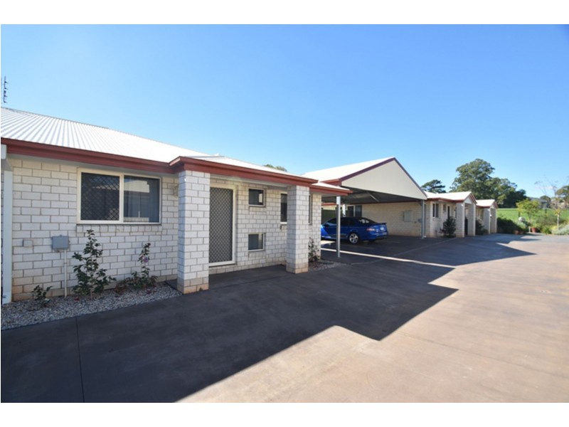 4/8 Link Street, North Toowoomba QLD 4350