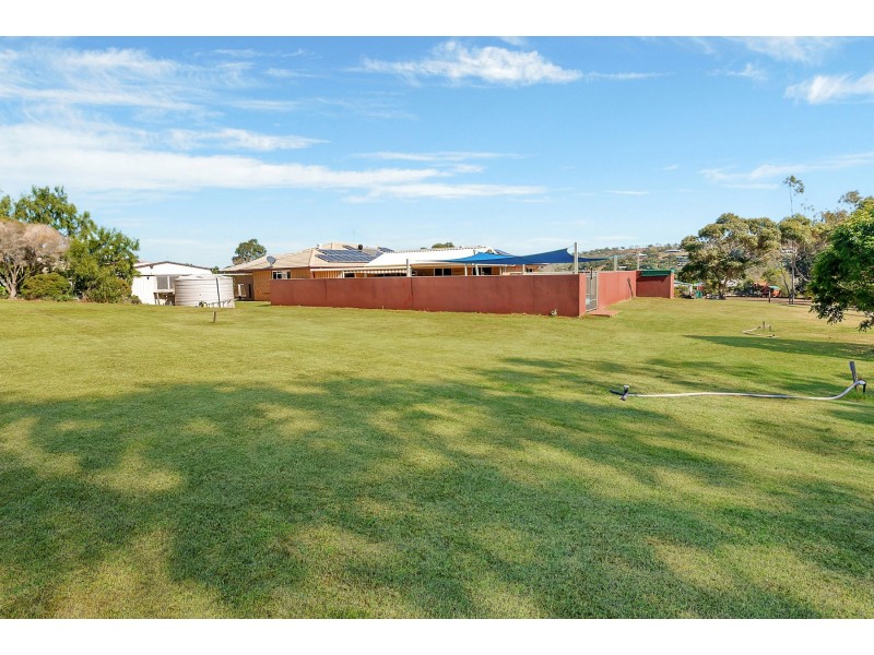 6 Glenmorgan Court, Glenvale QLD 4350