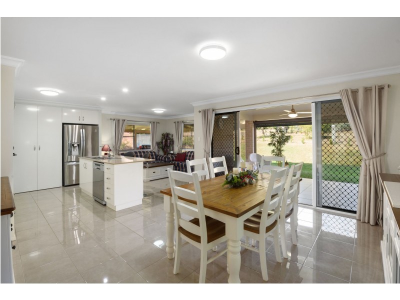 9 Petria Court, Meringandan QLD 4352