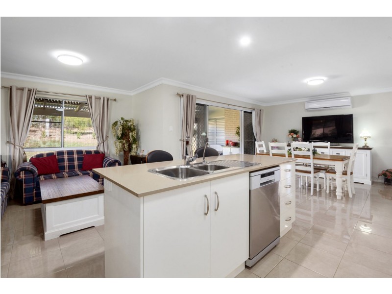 9 Petria Court, Meringandan QLD 4352