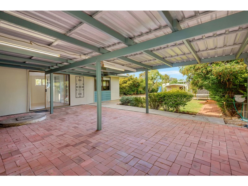 8 Peters Street, Goombungee QLD 4354