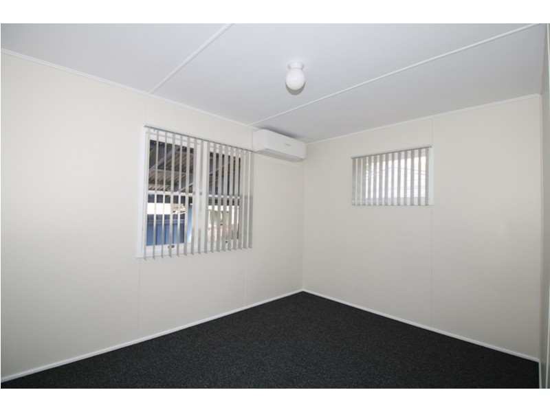 5 Greyfriars Street, Rockville QLD 4350