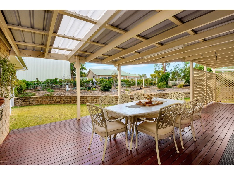 2 Meadow Court, Kingsthorpe QLD 4400