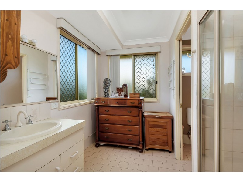 2 Meadow Court, Kingsthorpe QLD 4400