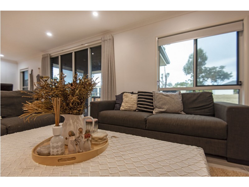 10 Triller Street, Meringandan West QLD 4352