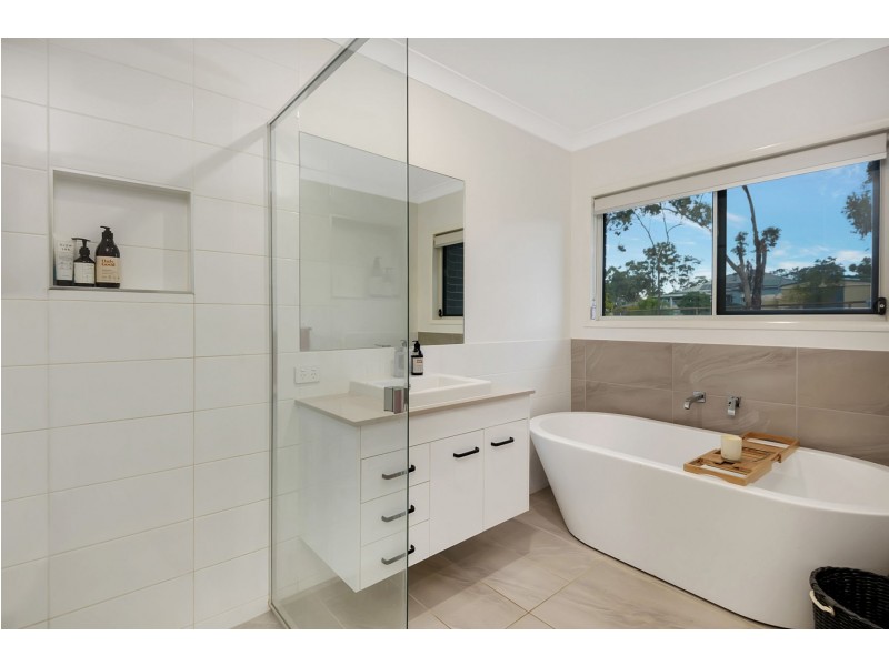 10 Triller Street, Meringandan West QLD 4352