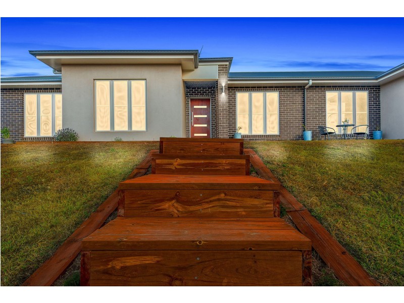 10 Triller Street, Meringandan West QLD 4352