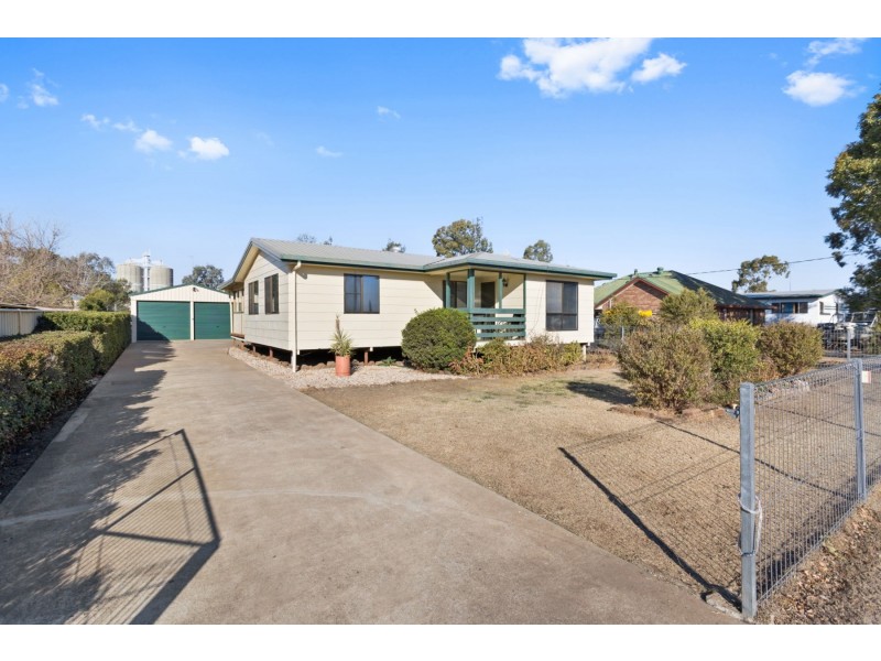 3 Gray Street, Cambooya QLD 4358