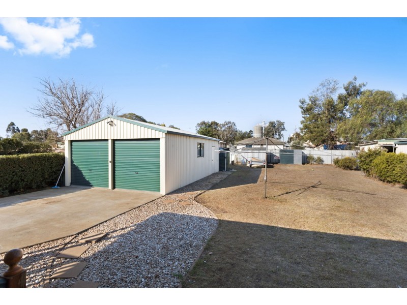 3 Gray Street, Cambooya QLD 4358