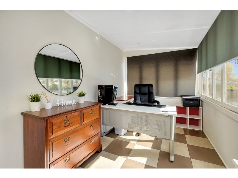 266 Alderley Street, Centenary Heights QLD 4350