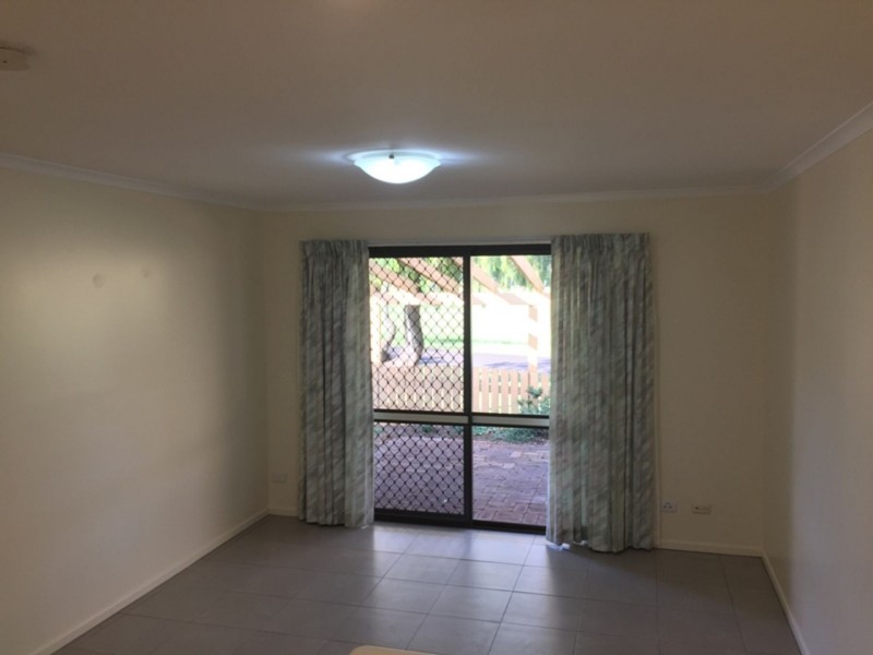 2/14 Damian Crescent, Kearneys Spring QLD 4350