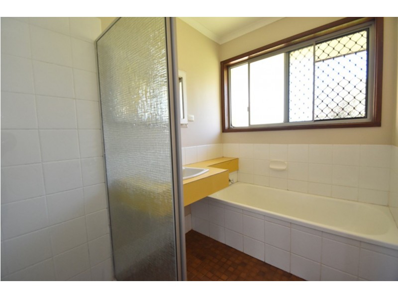 483 West Street, Darling Heights QLD 4350