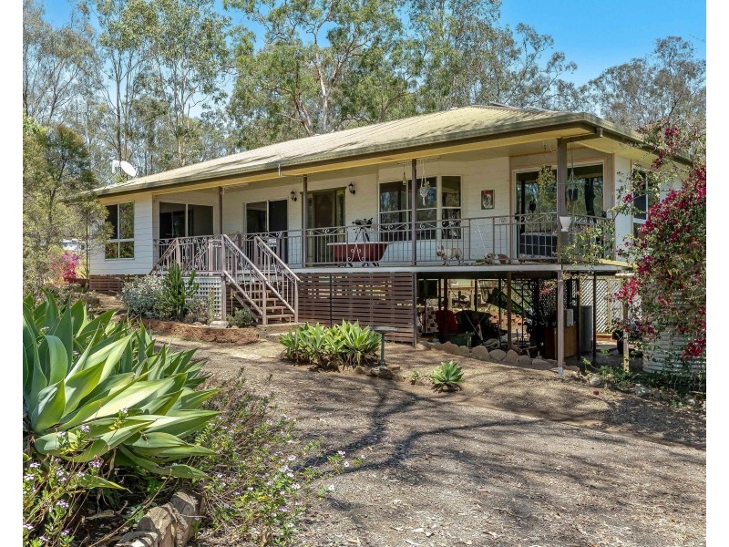 102 Milora Road, Upper Lockyer QLD 4352